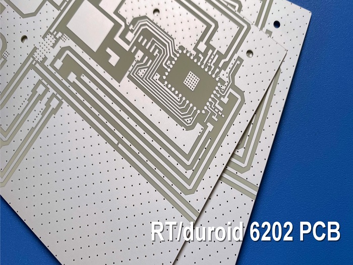 What Advantages of Choosing RT/duroid 6202 Over Other High Frequency PCB Materials?